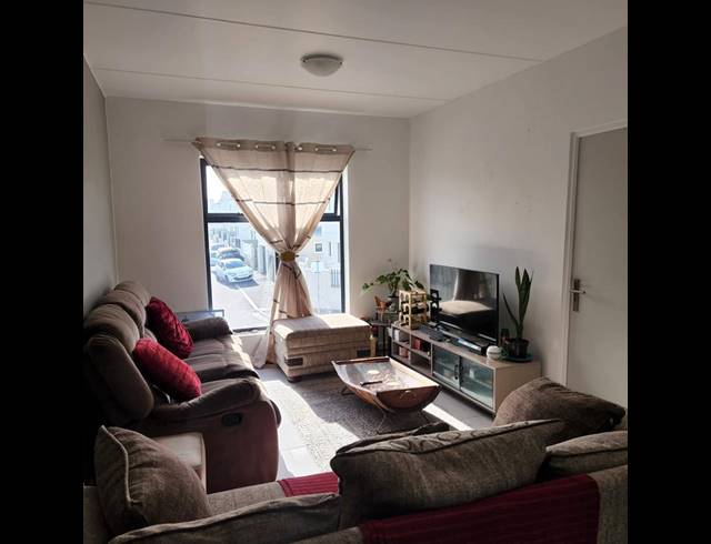 2 BEDROOM PROPERTY TO RENT IN RIVERGATE